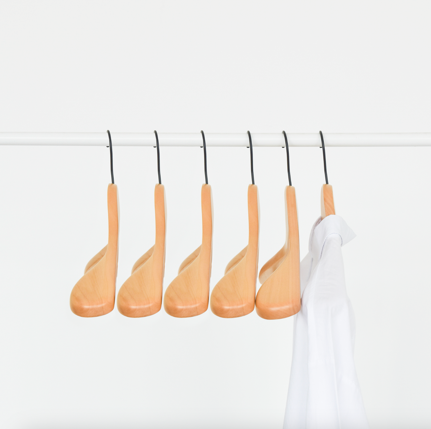WeThinkStorage Wood Hanger With Wide Shoulders - Natural